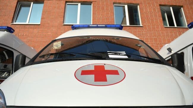 Украинский дрон атаковал автомобиль в Курской области: мирный житель серьезно ранен